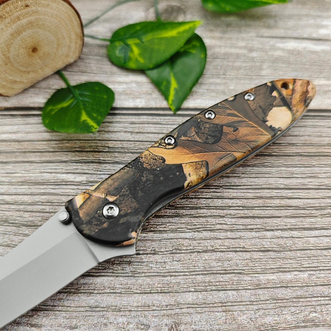 9a130628-7b90-4772-b535-2474686e3c70.jpeg Kashow 1660 Folded Camouflage Handle Folding Knife