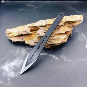 Outdoor training darts, ninja darts, Tangmen hidden weapons, straight flying, rotating flying darts, martial arts throwing knives, tea needle throwing knives